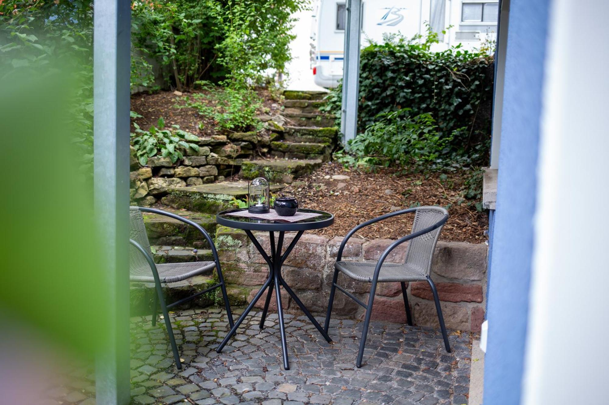 Best Stay Moderne Stadtwohnungen In Huenfeld - Kueche, Schlafsofa, Terrasse Oder Balkon Wlan Smart Tv Exterior foto